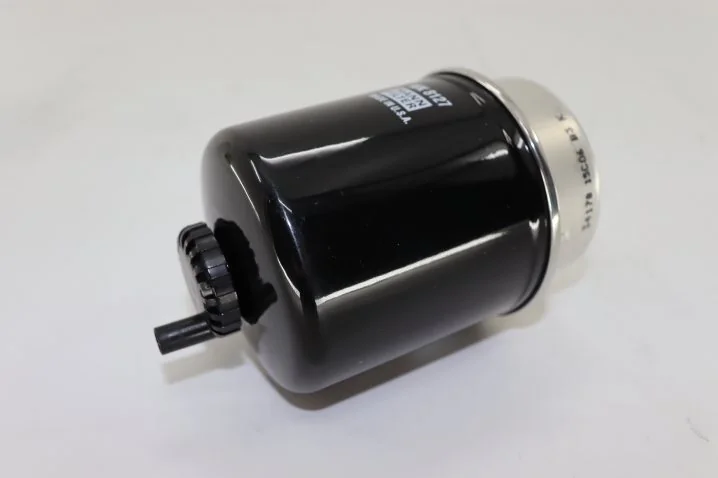 Mann-Filter - WK 8127 - Kraftstoffwechselfilter