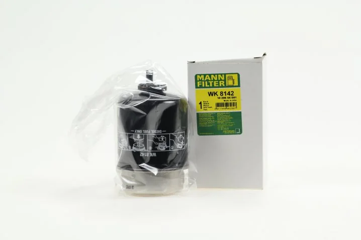 Mann-Filter - WK 8142 - Kraftstoffwechselfilter