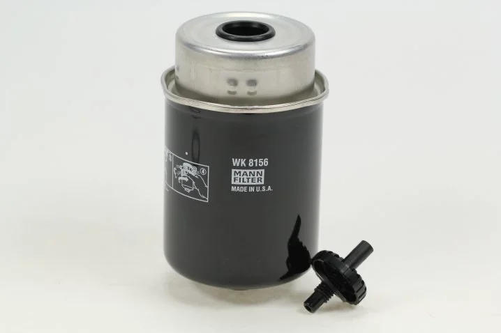 Mann-Filter - WK 8156 - Kraftstoffwechselfilter