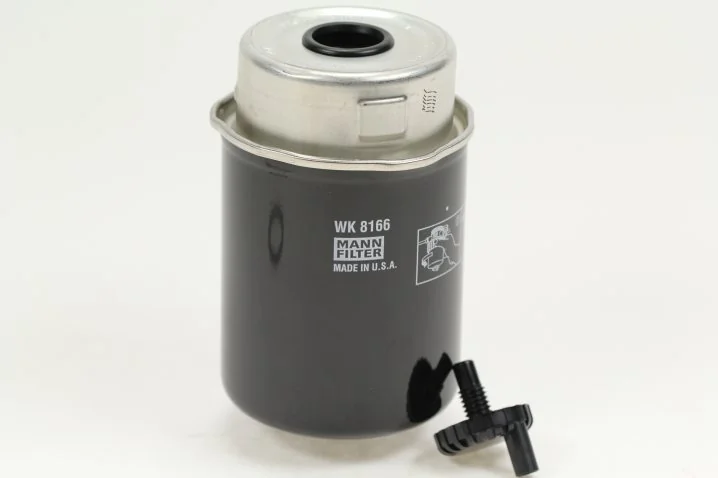 Mann-Filter - WK 8166 - Kraftstofffilter SpinOn