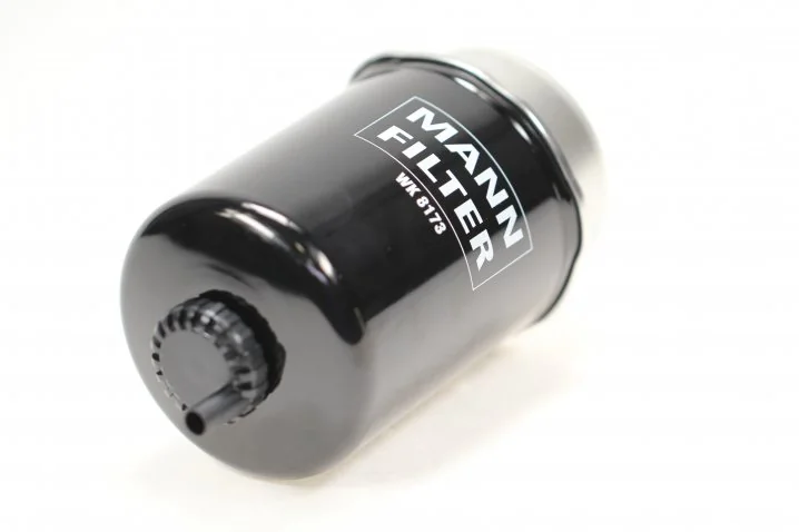 Mann-Filter - WK 8173 - Kraftstoffwechselfilter