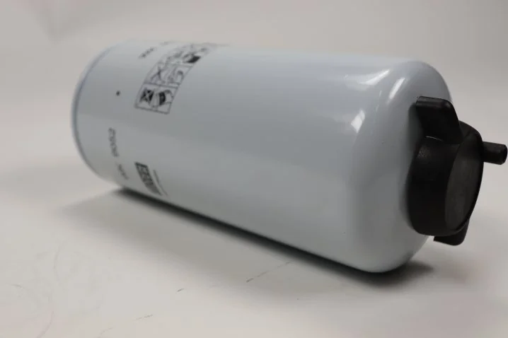 Mann-Filter - WK 9052 x - Kraftstoffwechselfilter