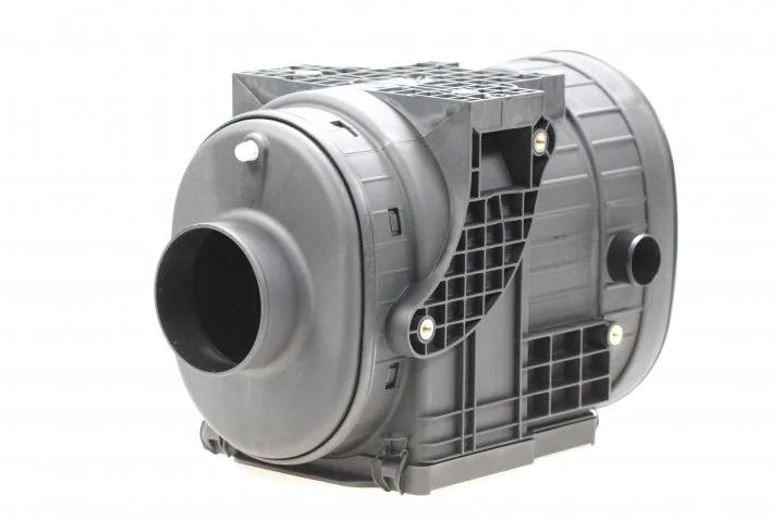 Mann Hummel - 45 395 95 993 - Luftfilter (Iqoron 12 liegend)