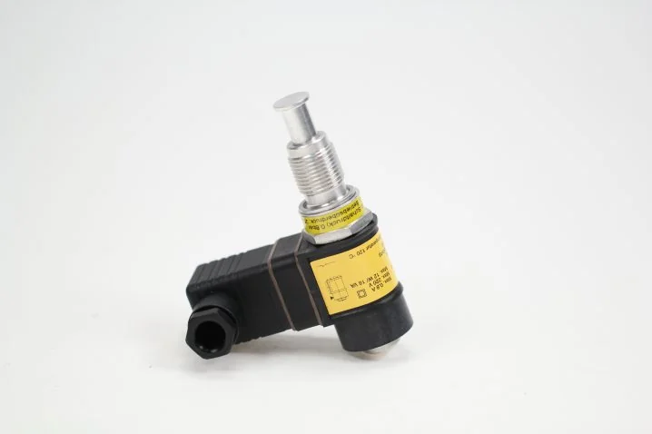 Mann Hummel - 59 010 79 206 - Wartungsschalter für Leitungsf. 0,8 bar
