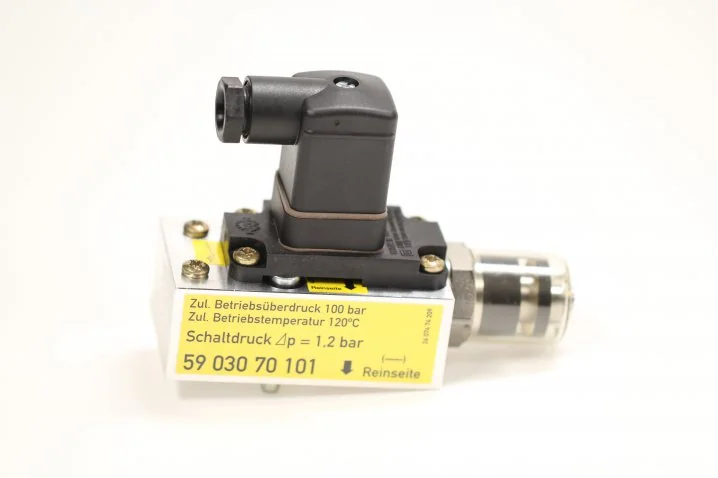 Mann Hummel - 59 030 70 101 - Wartungsschalter mit Anzeiger