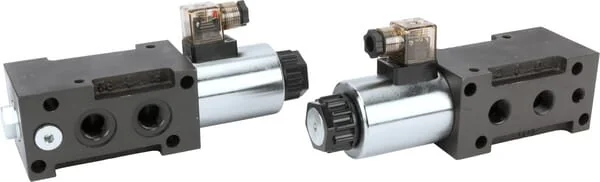 AK Regeltechnik - 8312AK10142SET - 8/3 Ventilsatz 12VDC mit Kupplung