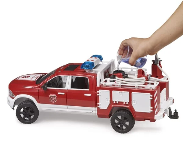 Bruder - U02544 - Ram 2500 Feuerwehrfahrzeug Mit L+S-Modul