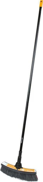 Fiskars - 1025921 - Strapazierfester Straßenbesen + Stiel