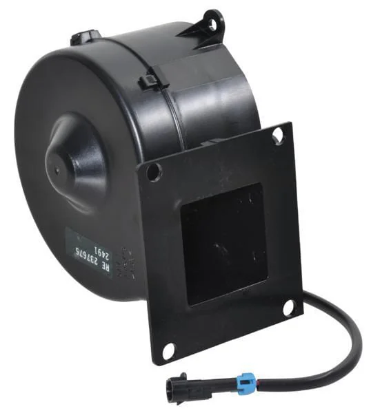 John Deere - RE237675 - Ventilator