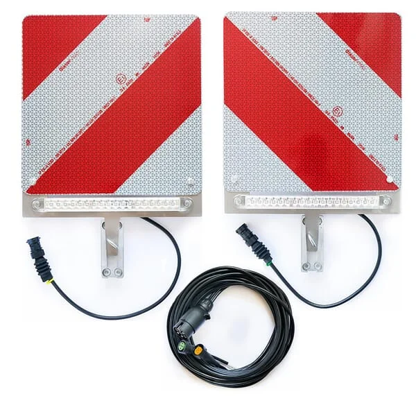 Kramp - V404DYNKR - Satz Warndreieck Schnellwechsel-Festhalter Fuer Heckmontage Rueckleuchte 12V