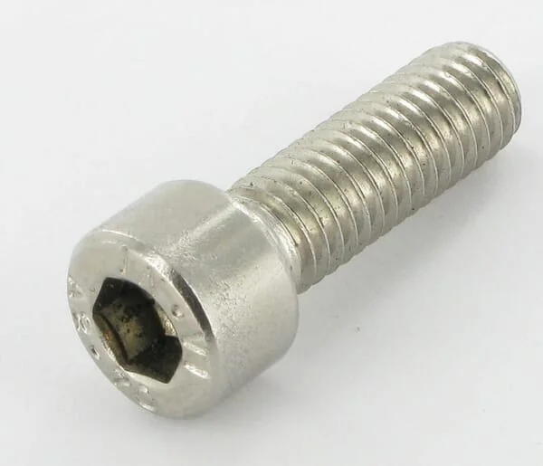 KUBOTA - KG00565500 - Innensechskantschraube m8x25 Edelstahl