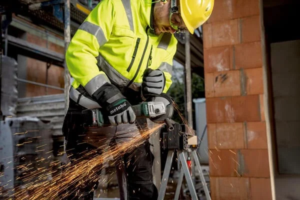 Metabo - 602374840MET - Akku-Winkelschleifer W 18 L BL 9-125 Gehäuse