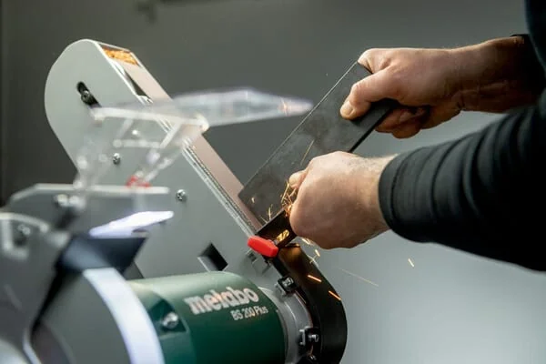 Metabo - 604220000MET - Tisch- Und Bandschleifer BS 200 Plus