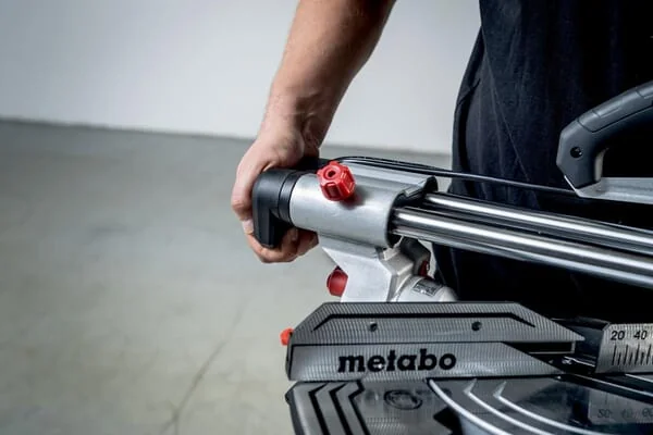 Metabo - 613305000MET - Gehrungssäge KGS 305 M