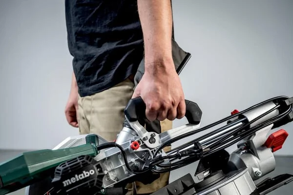 Metabo - 613305000MET - Gehrungssäge KGS 305 M
