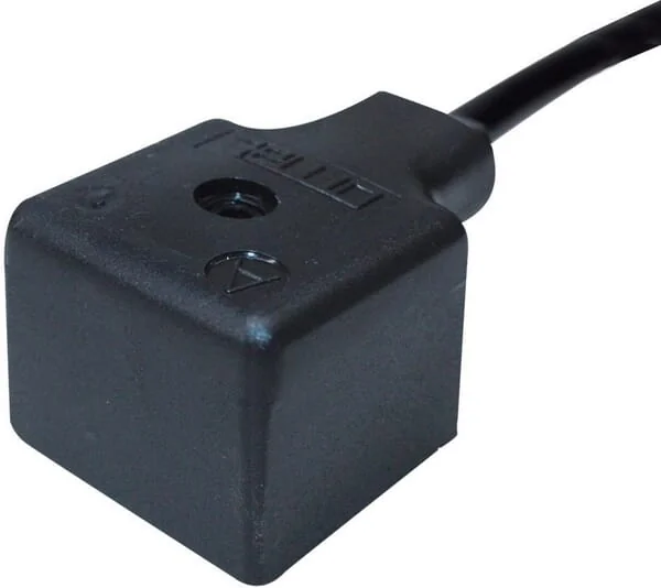 Omal - MCA31015 - Stecker Mit Angespritztem Kabel