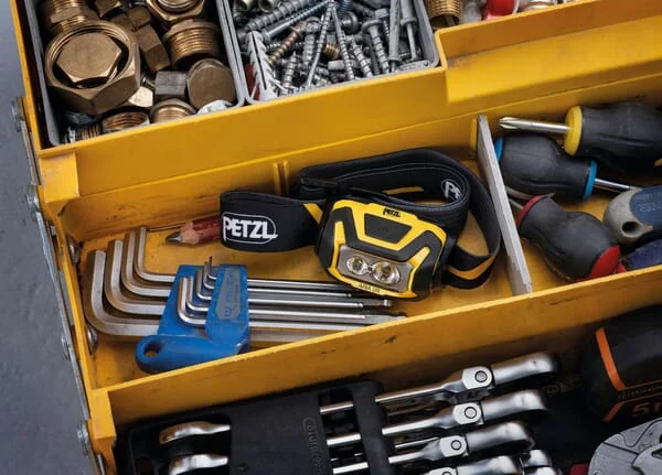 Petzl - E071AA00 - Aria 2R Stirnlampe 600l