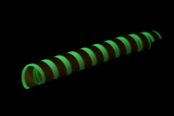 Safeplast - KBV100GLOW - Spiral-Schlauchschutz 110 (99-115mm) Gelb Mit Leuchtkanten