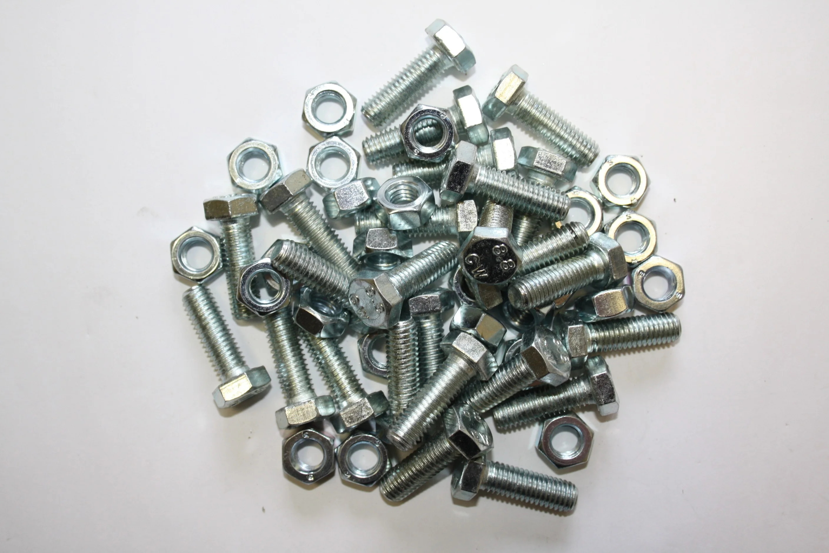 Vert Import - 4774 - Schraube 8x25 Schraube 6.8 + Mutter für Messer