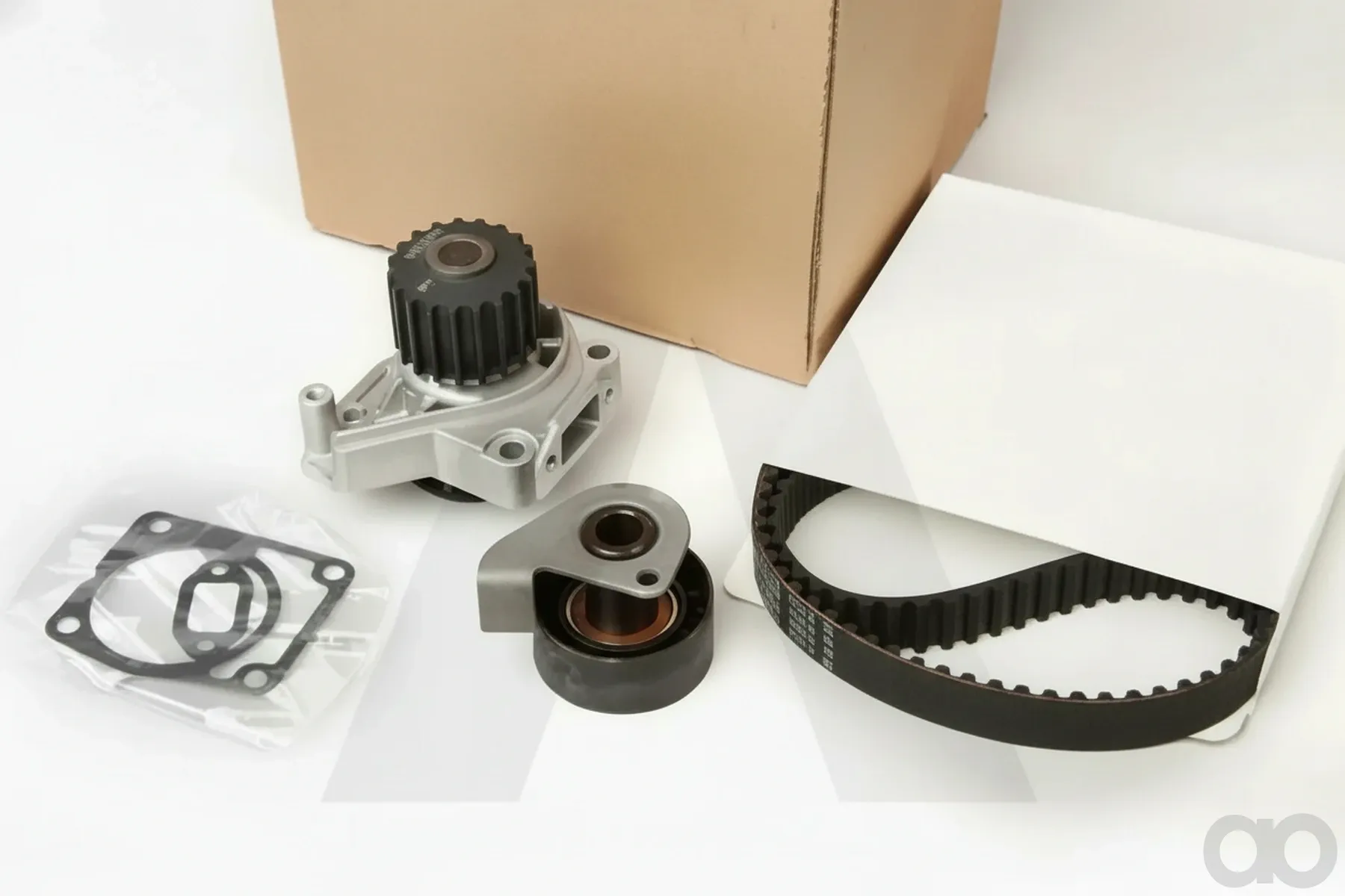 Lombardini - 4898075 - Wasserpumpe+Riemen+Spannrollensatz (Adap.MICROCAR)