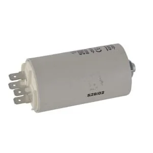 Unbranded - FGP013620 - Kondensator mit Stecker 18uF