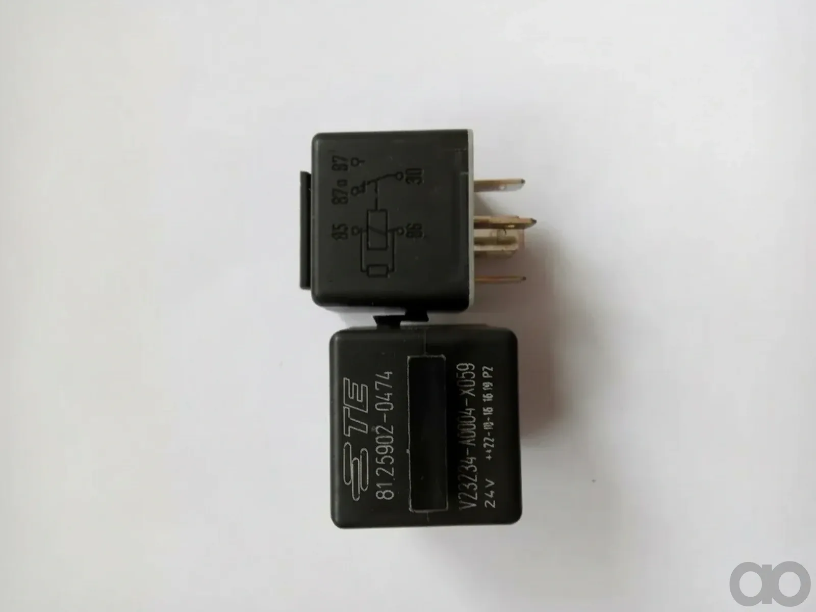 Unbranded - 2271802270000 - Relais 12V 200A