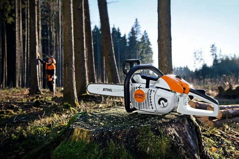 STIHL - 1145-200-0262 - Benzin-Kettensäge MS 201 C-M 2.4 hp