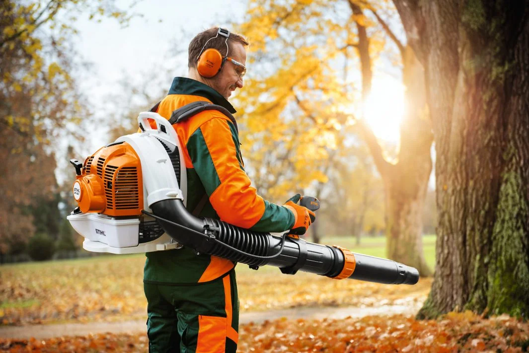 STIHL - 4244-200-0006 - Benzin-Laubbläser BR 450