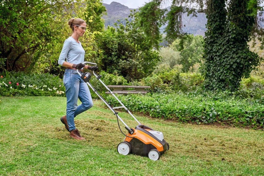 STIHL - 6291-011-6610 - Akku-Vertikutierer RLA 240 ohne Akku und Ladegerät