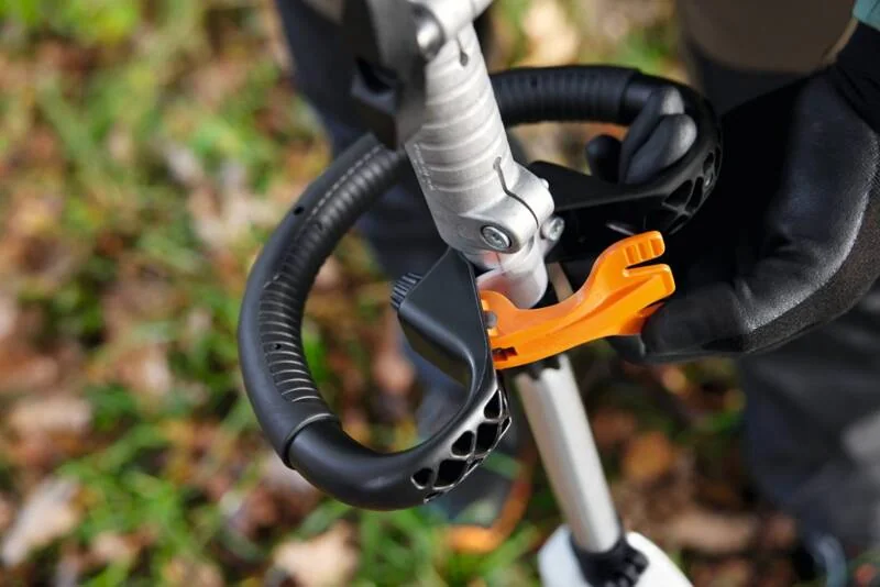 STIHL - FA08-011-6820 - Akku-KombiMotor KMA 120R