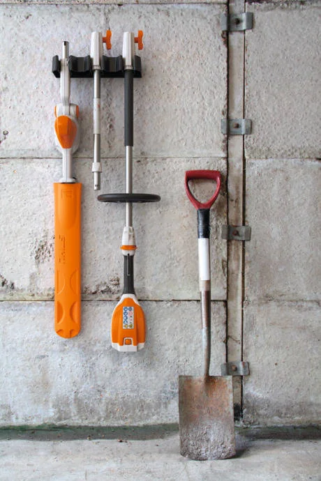 STIHL - HA01-200-0044 - Akku-Heckenschere HLA 56 Set 2x Akku + Ladegerät