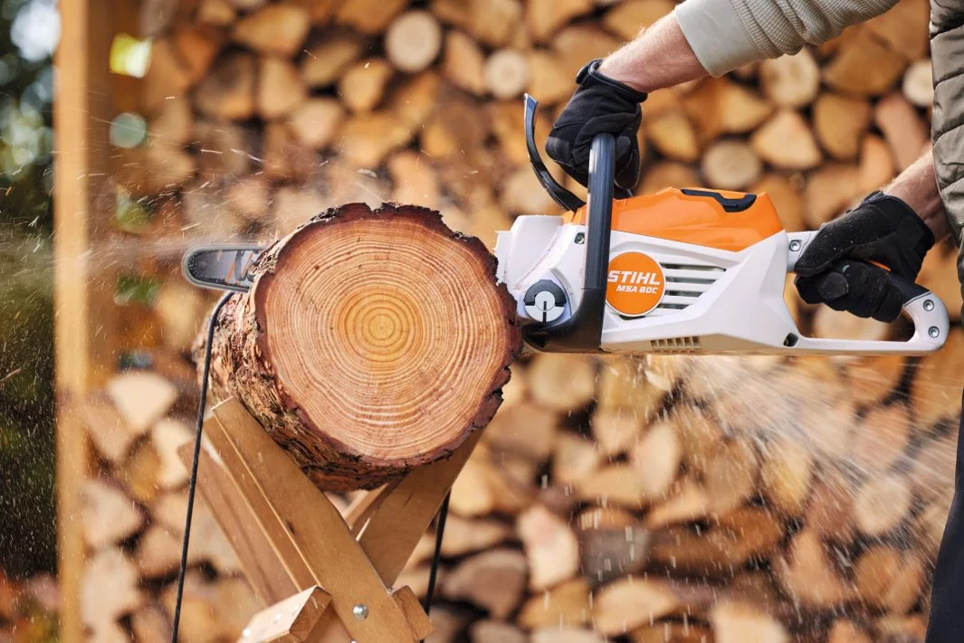 STIHL - MA04-011-5854 - Akku-Kettensäge MSA 80 C-B AK-System Set Akku + Ladegerät