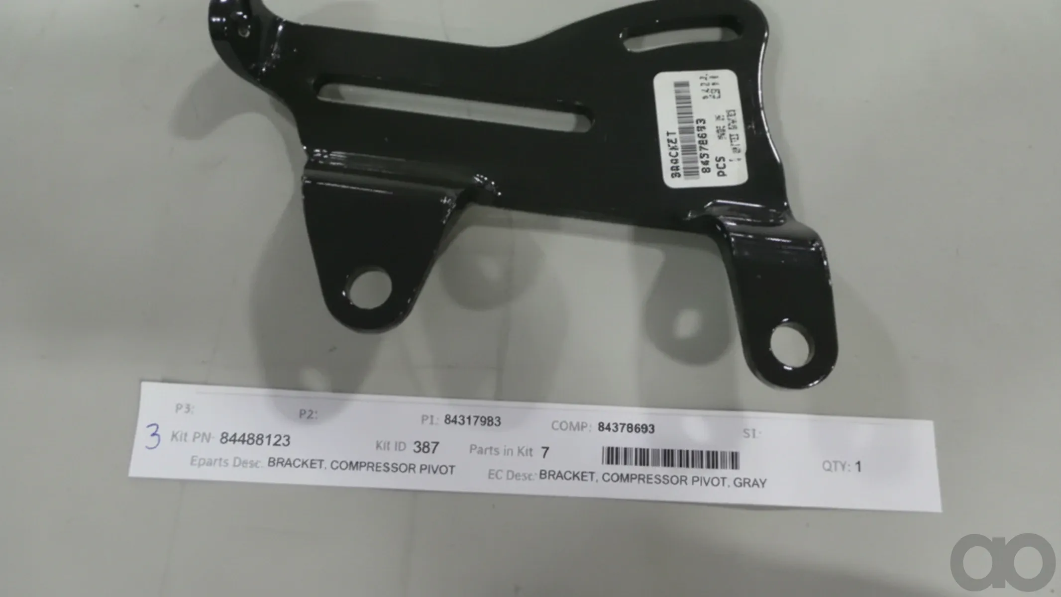Case IH - 84378693 - Halterung
