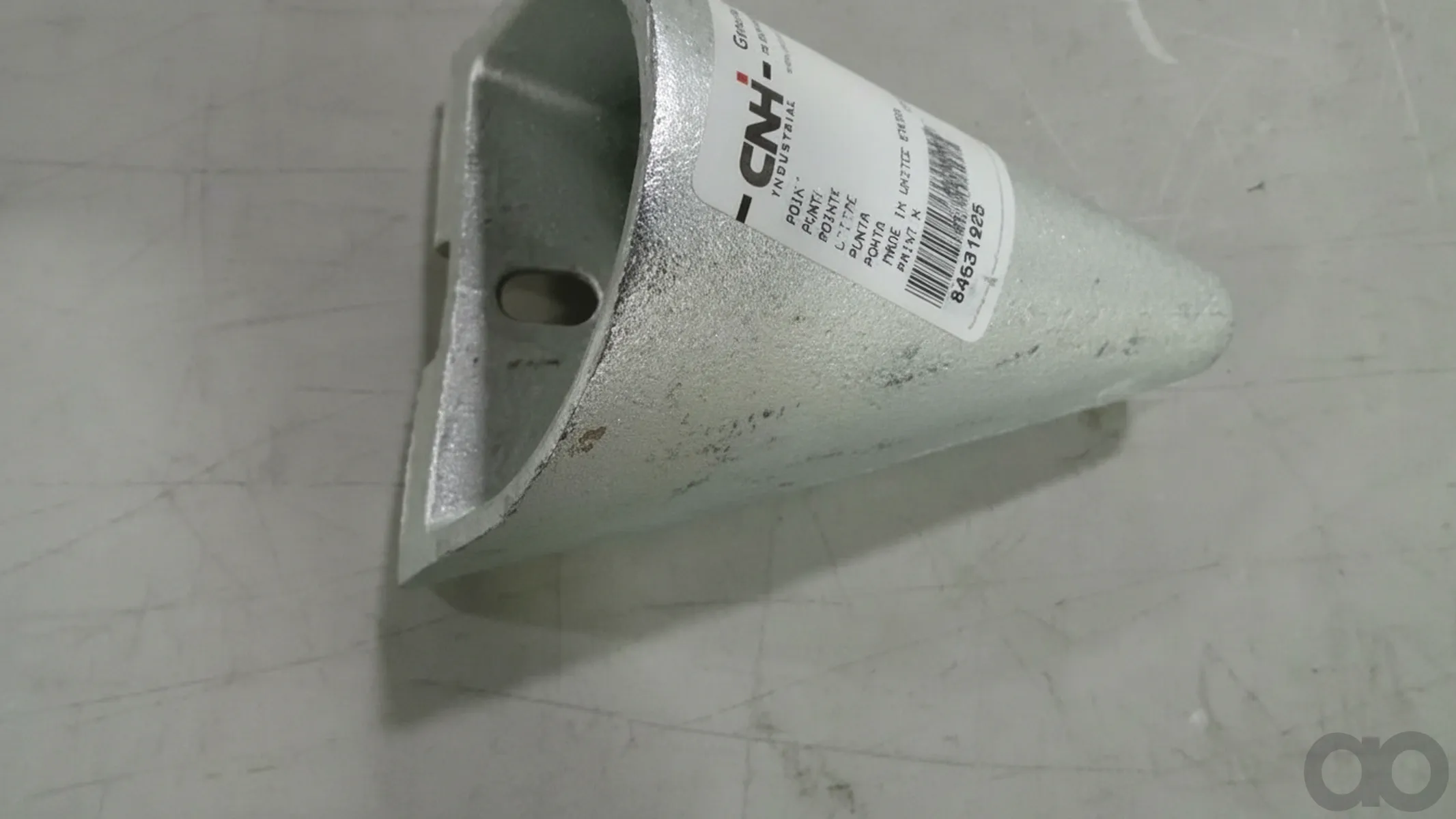 Case IH - 84531925 - Spitze