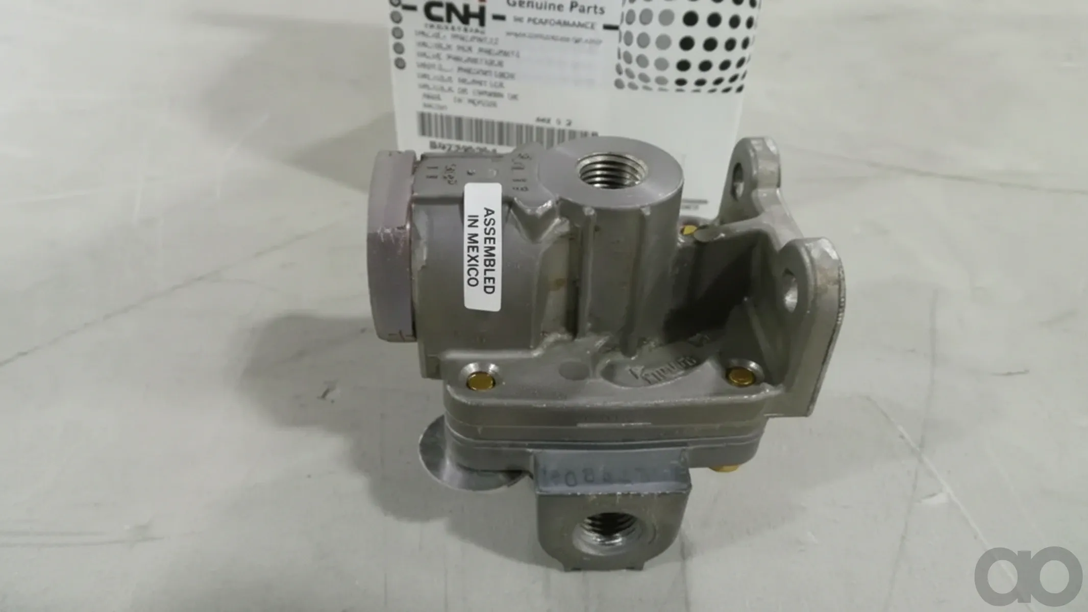 Case IH - BN2395254 - Pneumatikventil