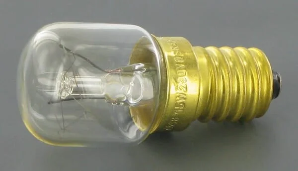 Osram - SL15W14 - Konventionelle Glühlampe 240V 15W E14 Osram