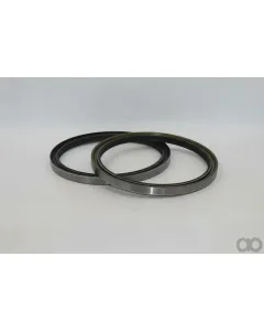 Hitachi - 4424516 - Oelrueckfuehrring Schwenk EX300