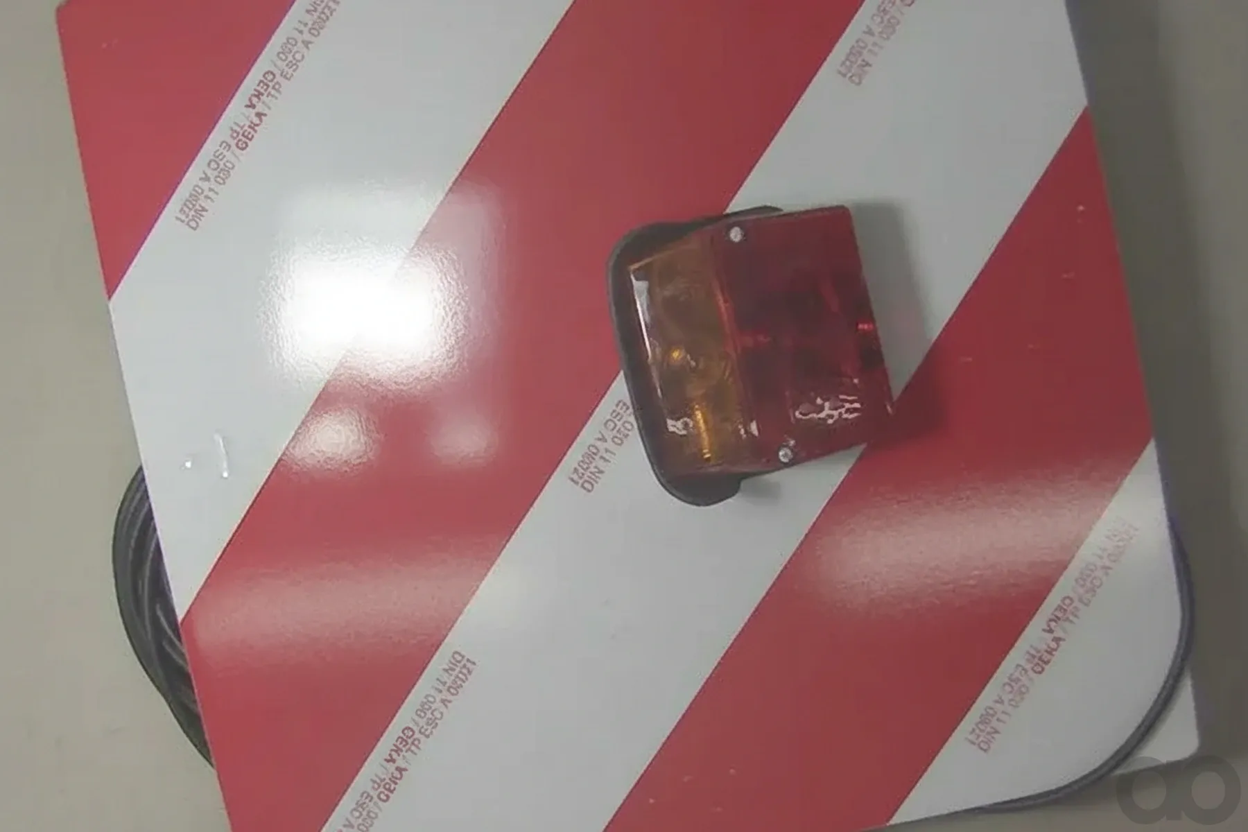 Horsch - 00340975 - Warnschild rechts H. mit Beleuchtung (4,5M)